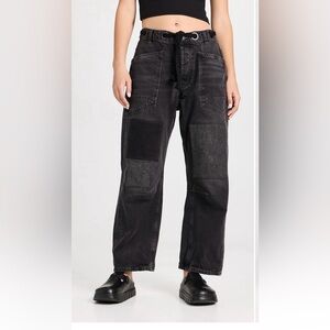 Free People/We the Free Moxie Jean
Size 27
Barely worn- like new